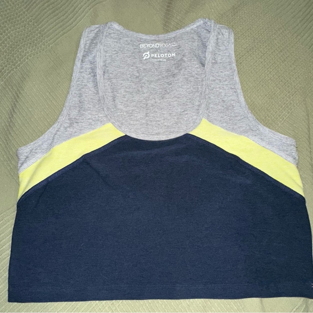 Peloton x Beyond Yoga Women's Colorblock Tank Top - Gray, Yellow, and Blue